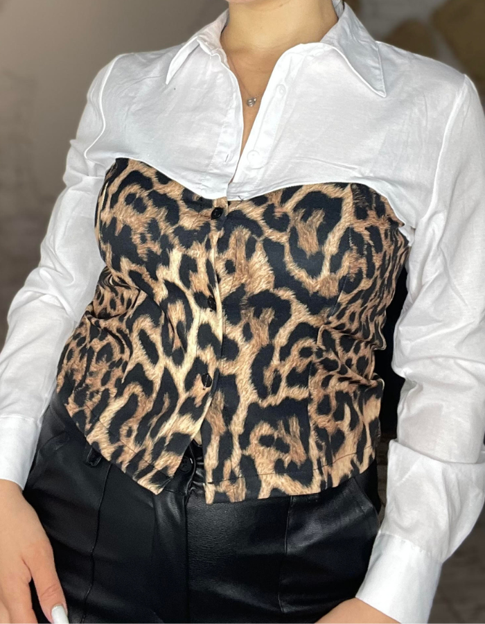 CAMISA BLANCA CON CORSET ANIMAL PRINT INCORPORADO